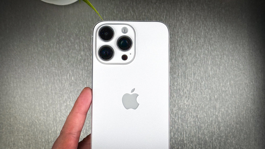 Ditch the Bulk: Top Reasons to Wrap Your iPhone in a Skin Instead of a Case