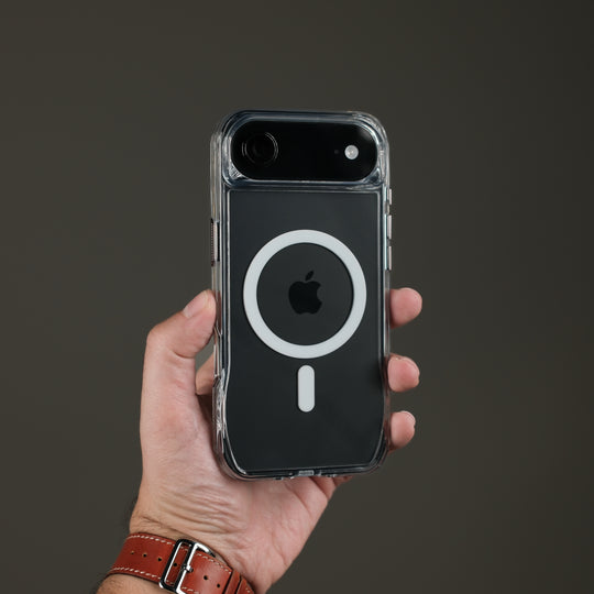 iPhone Air Qcaze MIRAGE - the ultimate clear phone case hand