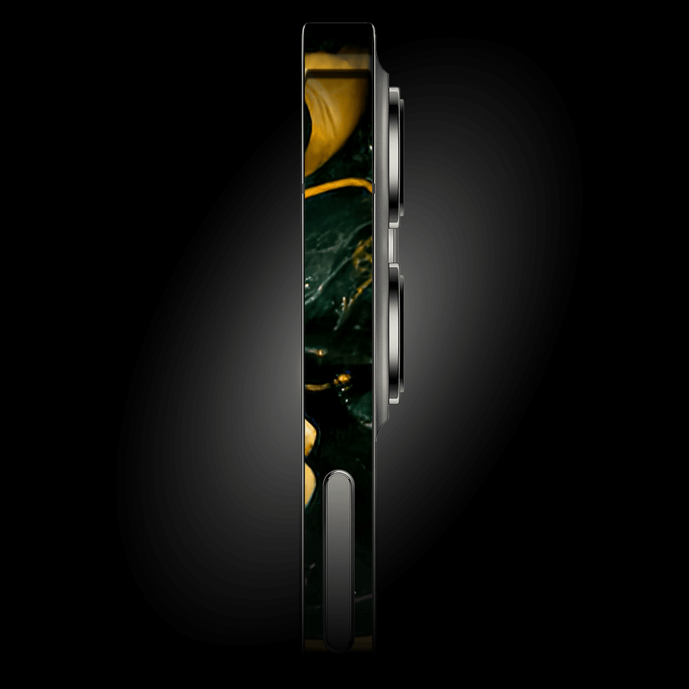 iPhone 13 PRO SIGNATURE AGATE GEODE Royal Green-Gold Skin
